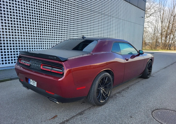 Dodge Challenger cena 189000 przebieg: 52500, rok produkcji 2020 z Łomża małe 781